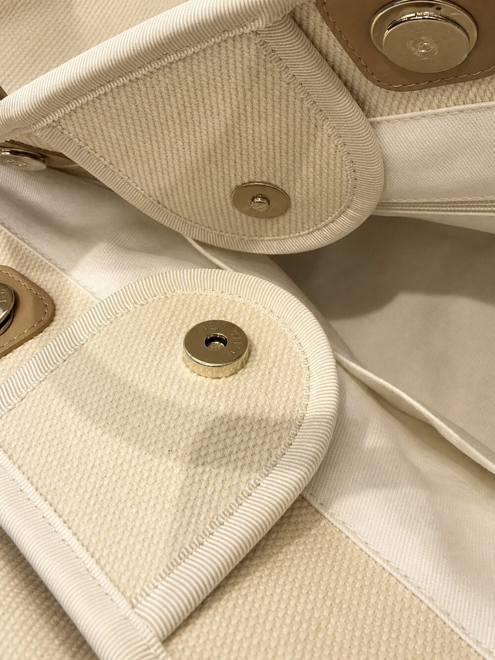 Chanel Medium Deauville Carryall Crafted in White Canvas - Picture 7 of 9